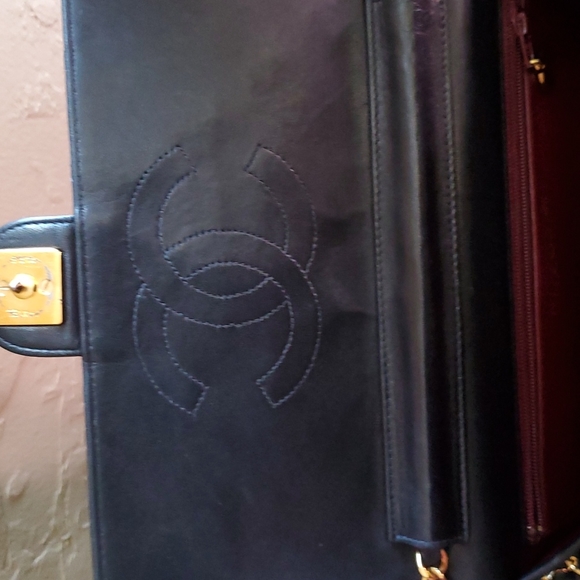 Chanel Matellase Chain leather Shoulder Bag , Firm Price - Picture 11 of 16